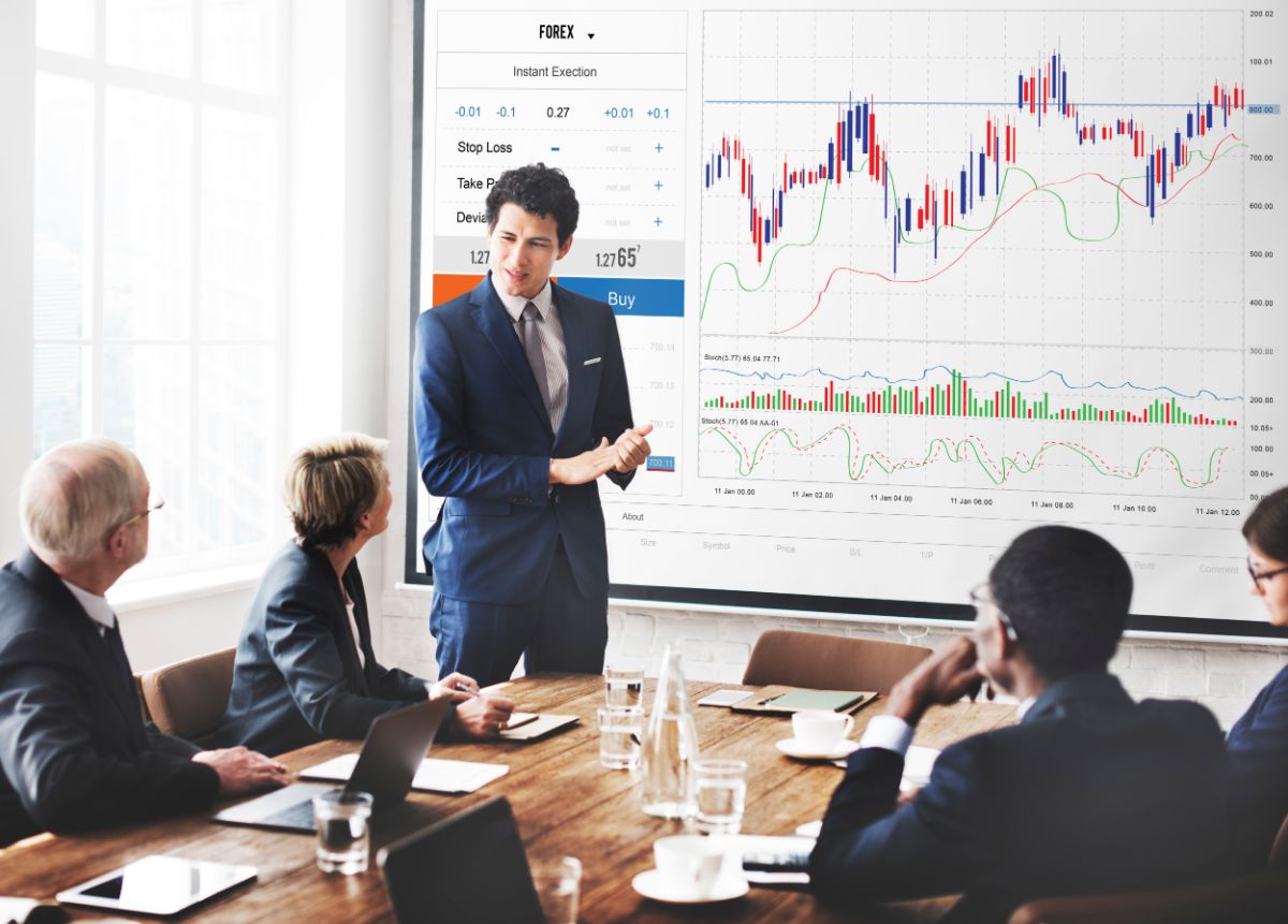 Sizzling Gains in Key Sectors, But Who Took the Hit?